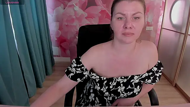 LunaKissesx webcam