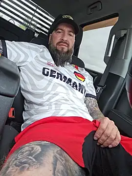 Beardedtattood live sex cam