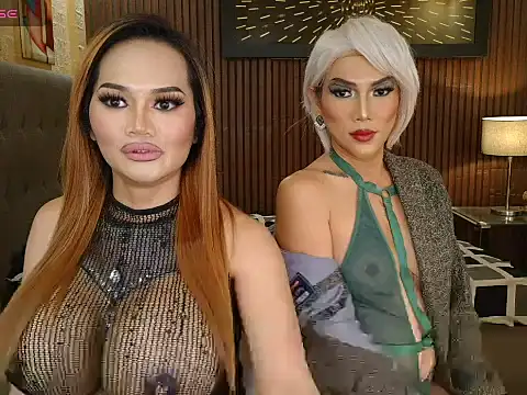 PrettyHorseCockTrans webcam