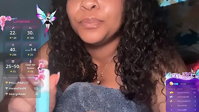 Yourmommysilk webcam