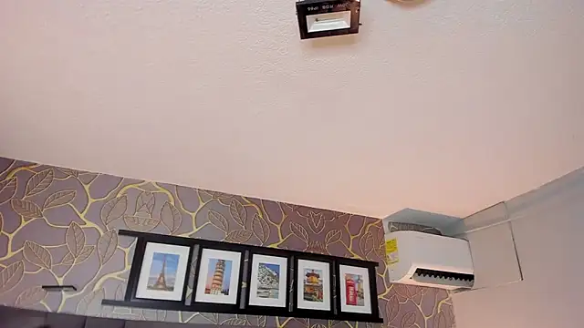 scarleth_blaze webcam