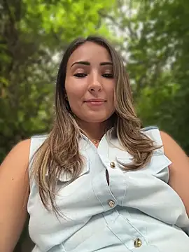 Wonder_Kari webcam