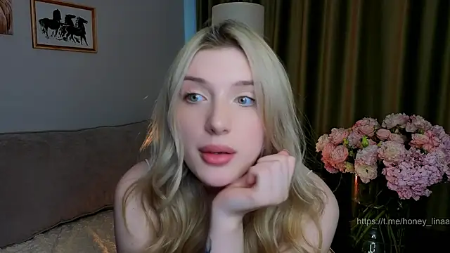 honey_kors webcam