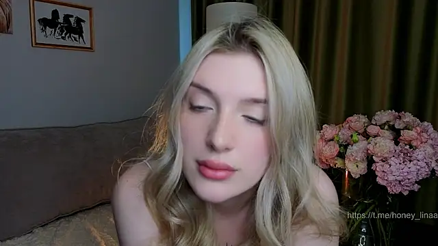 honey_kors webcam