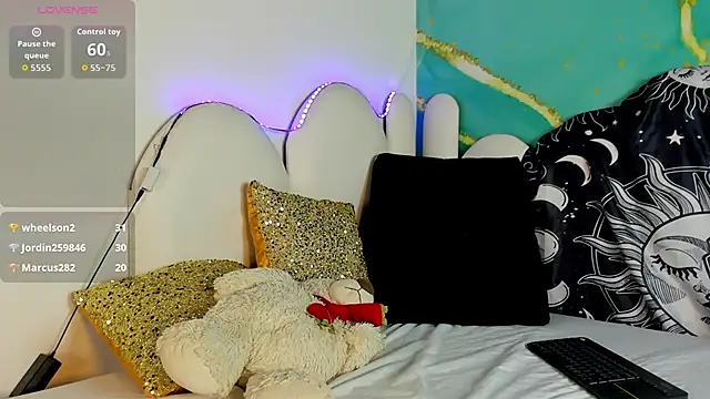 Watch zanyx_ live on EroticFlix - High definition streams