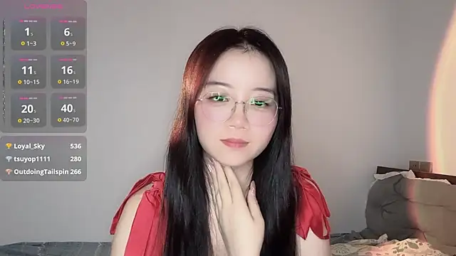 77-Vicky webcam