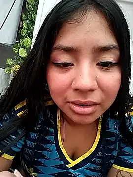 Amber_Herrera live cam on StripChat