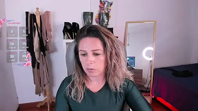 Victoria_collins_1 webcam