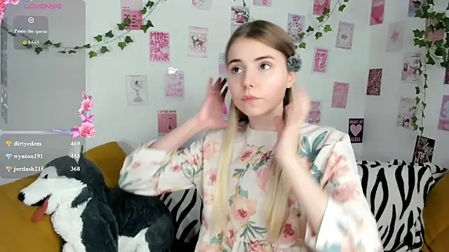 Honey_Lia webcam