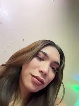 SideChick_Bunny live now