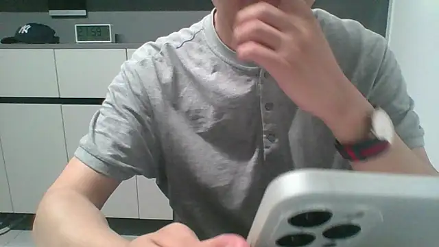 nole_china7 (Ask my age) - talk / fun / cum