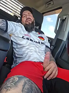 Beardedtattood live sex cam