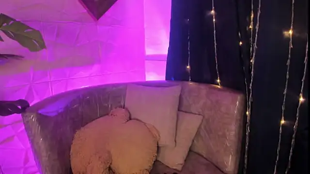 Valery_Brand webcam