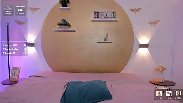 AnikaRomanoff_ webcam