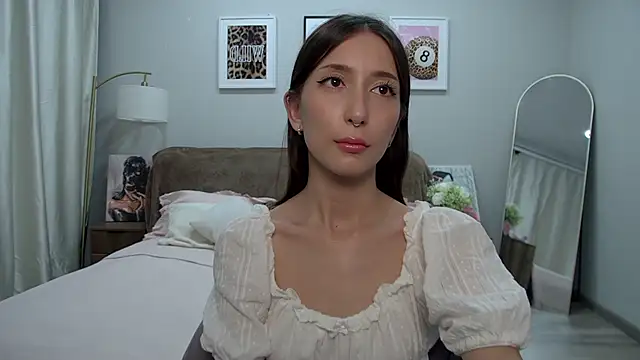 DanaRoges webcam