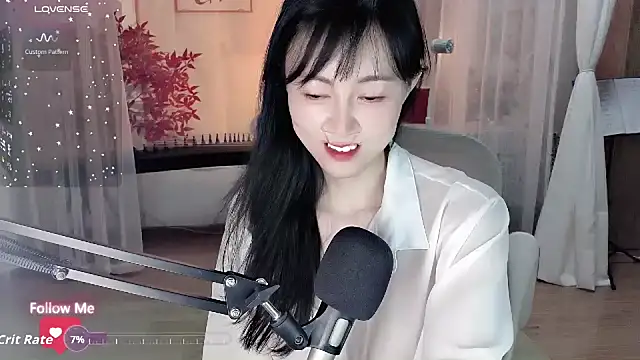 noomi-1111 webcam