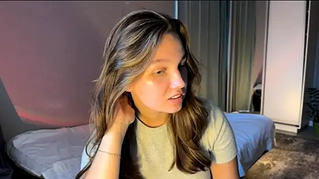 Watch secretnaya_girl live on EroticFlix - High definition streams