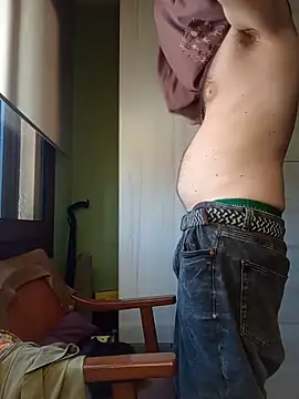 Toni13_1983 webcam