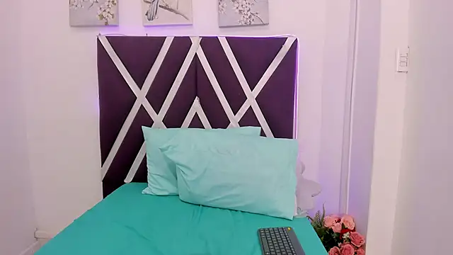 miia_reyes webcam