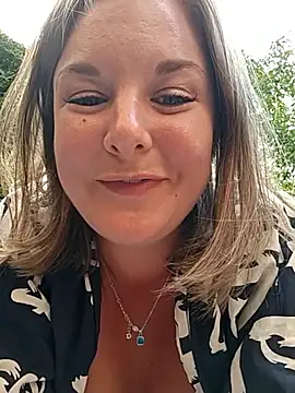SwedishJennifer webcam
