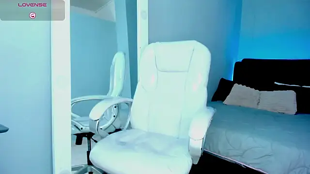 Alex_cute77 webcam