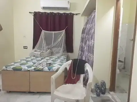 THE_NAKED_BOY webcam