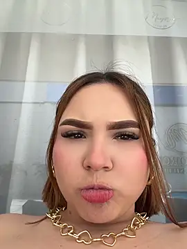 Beella1_ webcam