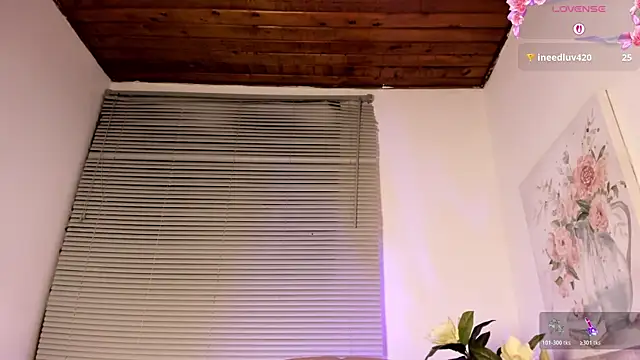 emily_burton18 webcam