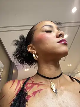 LizStorm_ webcam