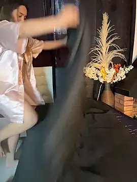 Antonella_Julieta webcam