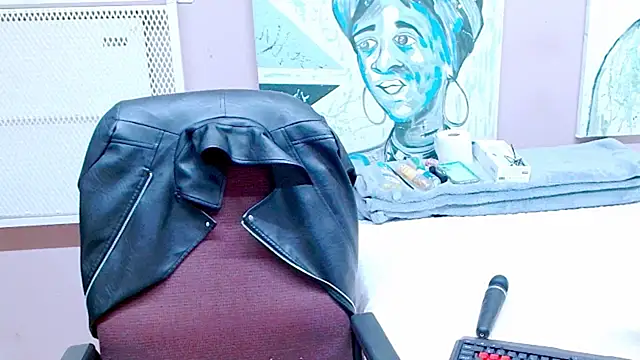 TyraHotxxx webcam