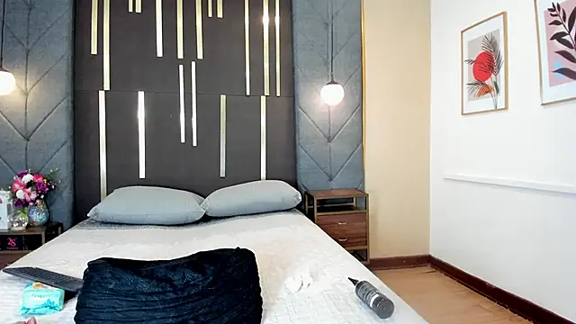 SofiiMontes webcam