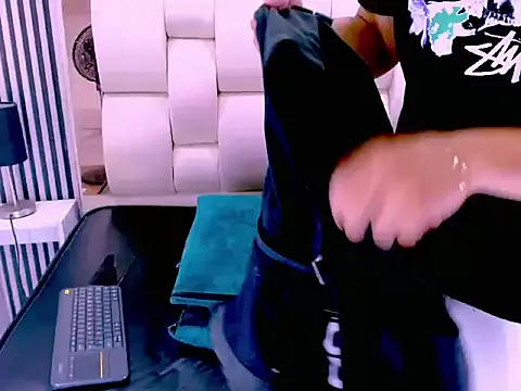 Alex_Wolft webcam