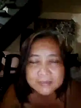 jeanyummytits webcam