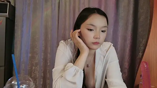 cherrry_milk webcam