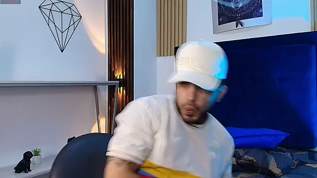 Kyro_Blaze webcam