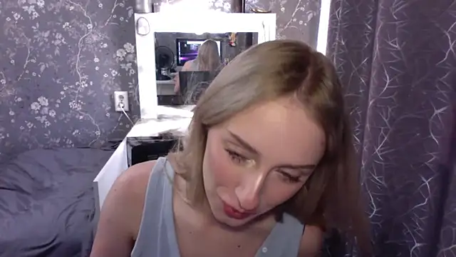 JennaLomeri webcam