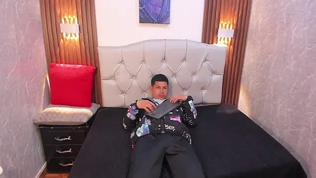 Tony_Zackk webcam