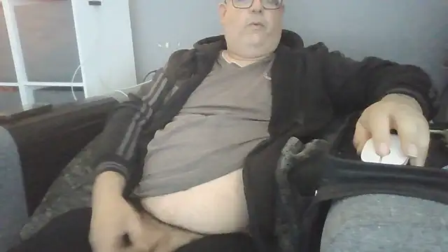 Naturistmale45 webcam