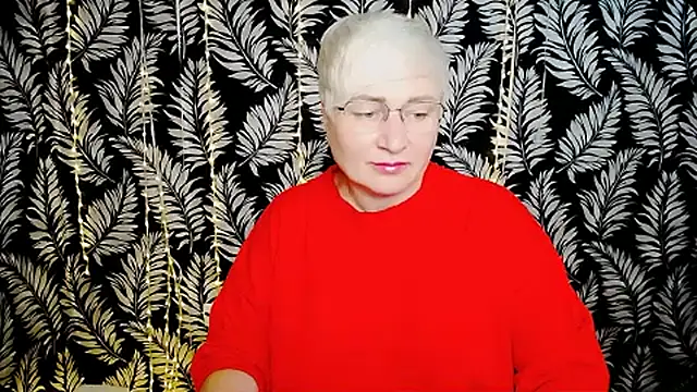 Olivia_playful webcam