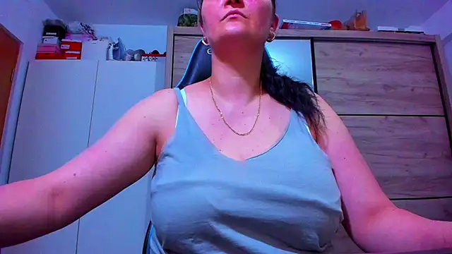 geniferswet webcam