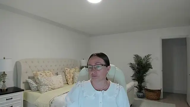 Vika73 webcam