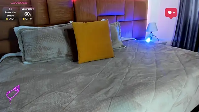 Catti_Brie webcam
