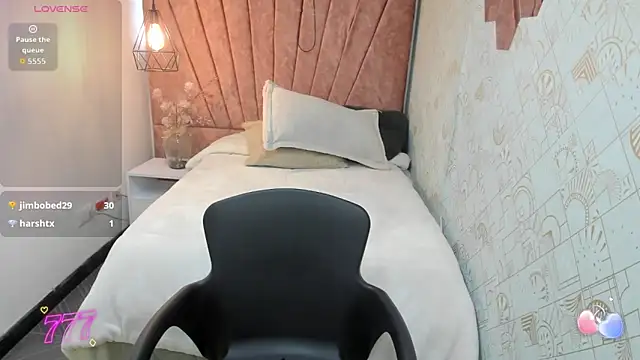 Zoe__Taylor__ live cam on StripChat