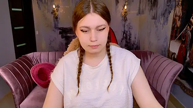 Watch FioraMarmoris live on EroticFlix - High definition streams