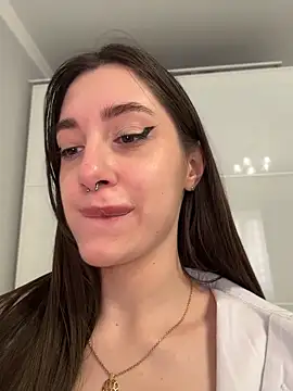 Watch BOOMFOXY live on EroticFlix - High definition streams
