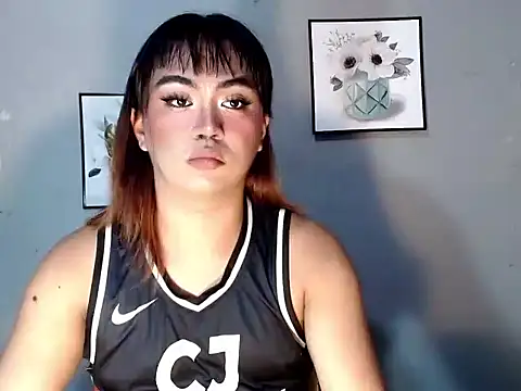 Asianblk_barbiedoll webcam