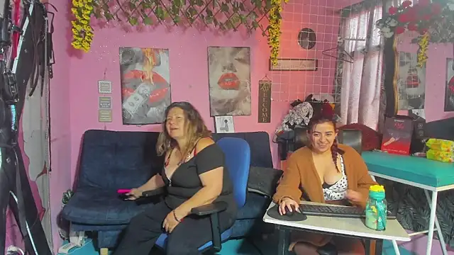 lesbiancuple webcam
