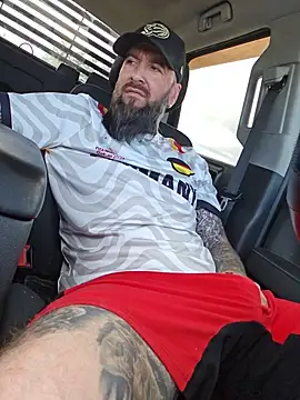 Beardedtattood webcam