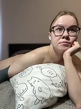 _cherrybloom_ - _CherryBloom_'s free webcam - UK Sex Cams